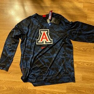 Nike men’s Arizona Wildcats Navy Long-Sleeve Top basketball size large Nike dry
